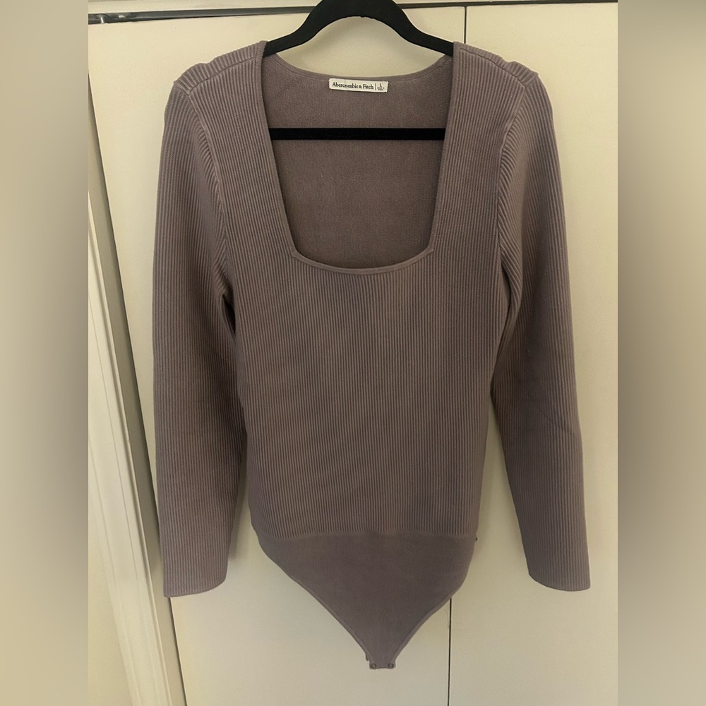 Abercrombie & Fitch Women's Ribbed Square Neck Sweater - Brown